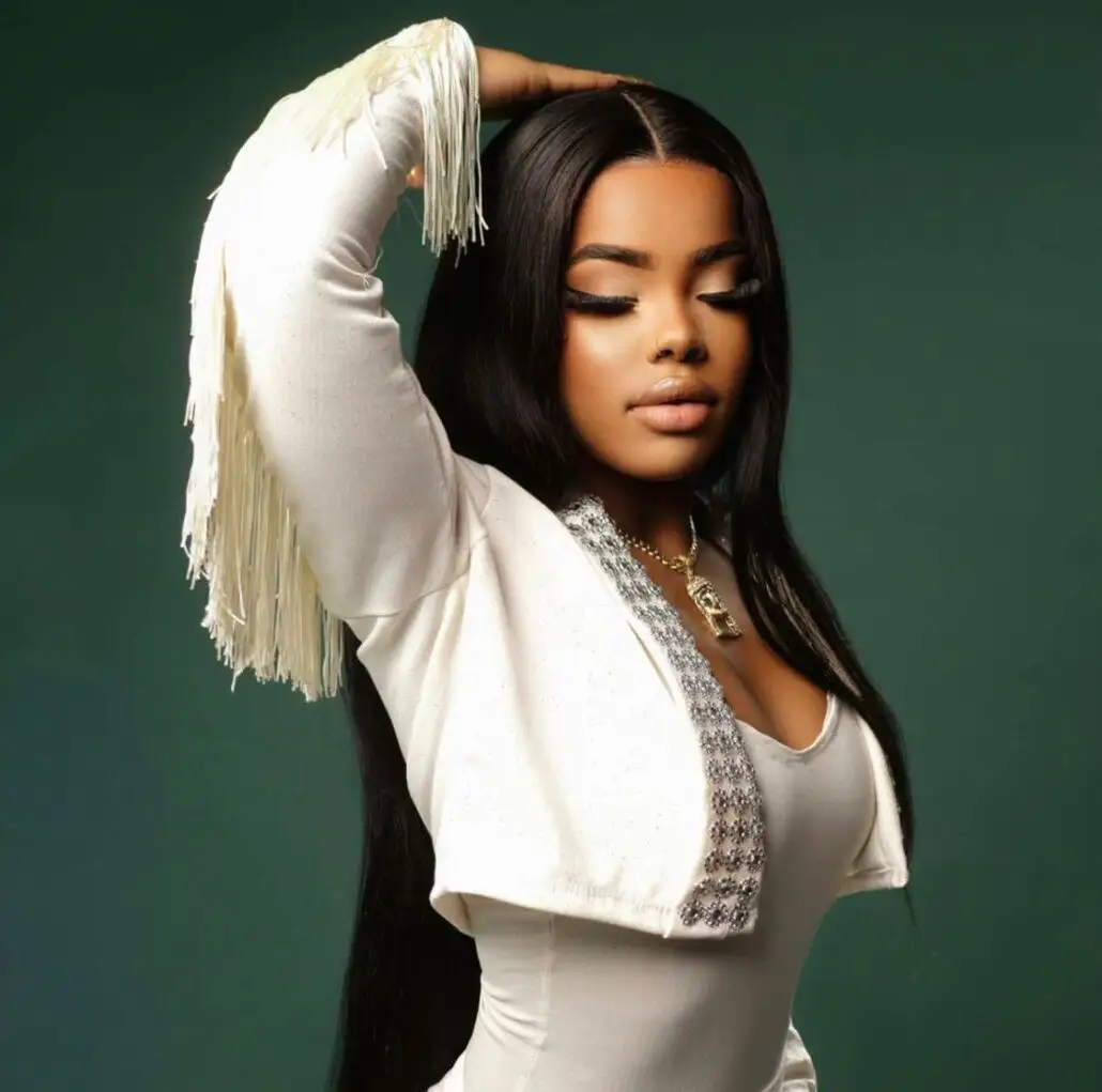 La Mas Doll x Ezzy R irrumpen Trending República Dominicana con “Contenido” y dominan el dembow femenino 2026 — reporte NVVEX